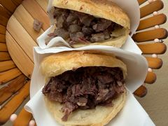 -闫家驴肉老店(华电一校店)