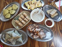 -洲心明记烧肉大粥(总店)