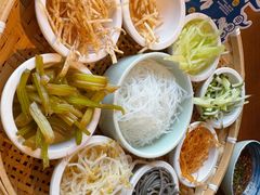 -包整·丝娃娃(甲秀楼景观店)