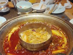 -小天鹅火锅·一线江景洪鼎旗舰店(洪崖洞店)