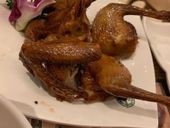 烤乳鸽-添好运点心专门店(百老汇店)
