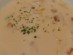 奶油海鲜汤-萨莉亚意式餐厅(杭州滨江天街店)