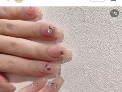 -悦指间美甲美睫