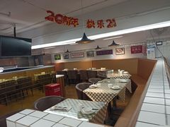 -新大咀港式茶餐厅(宝山万达店)