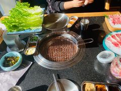 -韩烧牛中牛·甄选黑牛烤肉(黑金店)