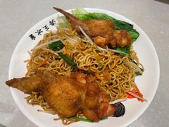 無骨雞翼炒出前一丁-海王冰室(皇朝店)