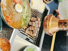-臻牛烤肉