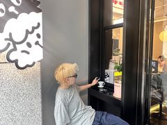 -Dogi&kiki Coffee(中心商务大厦店)