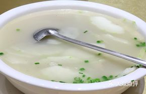 Sand Clam and Winter Melon Soup