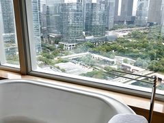 -深圳星河丽思卡尔顿酒店