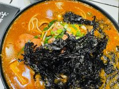 -肥汁米蘭香港米线(长宁来福士店)