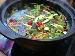 -陆记牛庄·碳锅龙虾烧烤(爱上花园店)