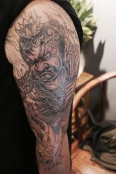 -木子·纹身店TATTOO穿孔·洗纹身