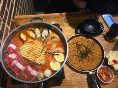-辛明堂洞韩式芝士年糕火锅(万达店)