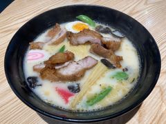 -滋味满屋美食坊(上海街店)