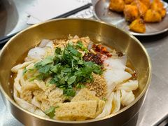 石河子风味凉皮-董小西的凉皮和椒麻鸡(三元桥店)