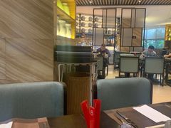 -广州汇华希尔顿逸林酒店