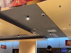 -海底捞火锅(珠影星光城夜宵主题店)