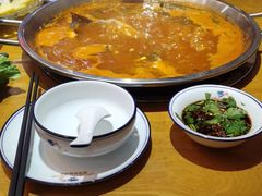 -新凯里酸汤鱼(飞山街店)