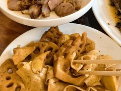 -老鼎万春卤菜(五代传承创始老店)