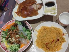 -满园烤鸭·春饼(太原街万达店)