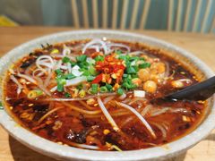 酸辣粉-默记孙抄手(经开万达店)
