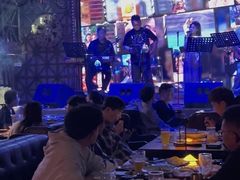 -爱啤精酿·民谣酒馆(滨江店)