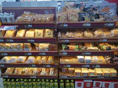 -全家便利店(莲花池东路店)