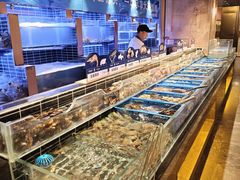 -钱小奴海鲜自助黑金店(杭州滨江龙湖店)