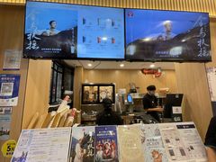 -霸王茶姬(南强街店)