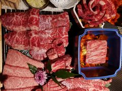 -铭牛烧肉·和牛海鲜自助(高新月牙湖店)