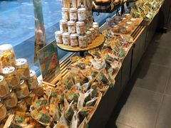 自助取餐区-爱达乐面包生日蛋糕(华油路店)