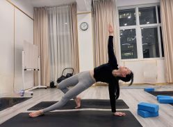 -亚太瑜伽普拉提学院