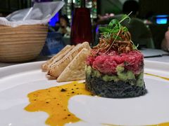 牛肉塔塔配牛油果黑橄榄酱-Solo(衡山路店)