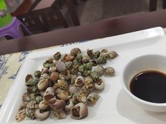 -谊荣海鲜大牌档(石湖店)