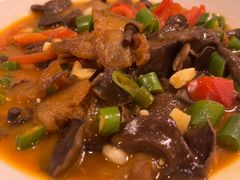 -苗家大院酸汤鱼(贵阳北站店)