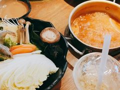 -呷哺呷哺(万达新世界店)