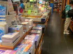 -西西弗书店&矢量咖啡(壹方购物中心店)