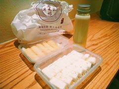 -周大娘牛乳(旧寨古村总店)