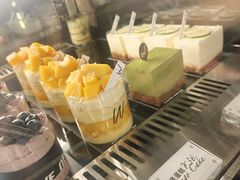 -W COLLECTIVE  DESSERT SHOP