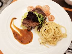 香煎菲力牛排配黑椒汁-红房子西菜馆(淮海中路店)