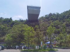 -百色大石围天坑群