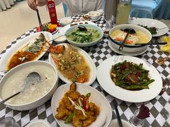 -沪华海鲜大酒楼(南汇店)