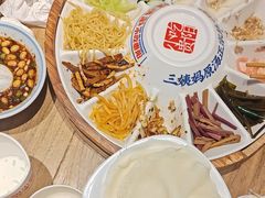 -怪噜范·老贵阳街头名小吃(鸿通城店)