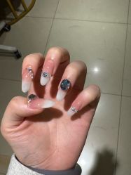 -丽心自助美甲美睫