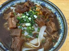-牛师傅牛肉面(尚隆路店)