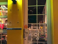 门面-W CAFE(甜爱路店)