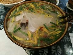 -桥香园云南过桥米线(金马碧鸡店)