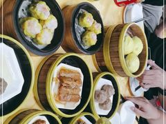 -横河佬炖品店(罗阳一路老店)