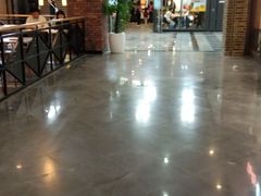大堂-麦当劳(世界城广场店)